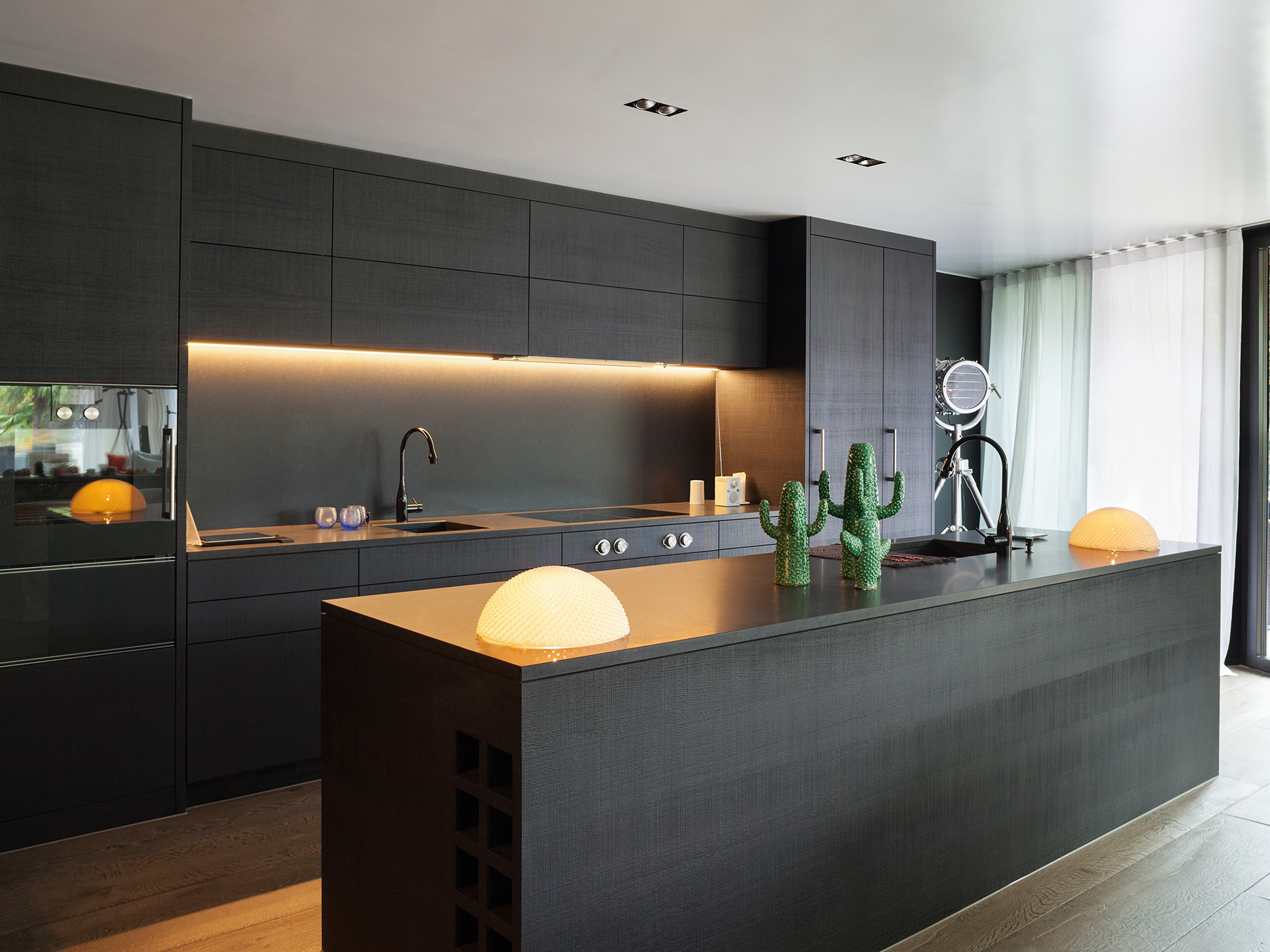 Kitchen lighting: How to create custom light